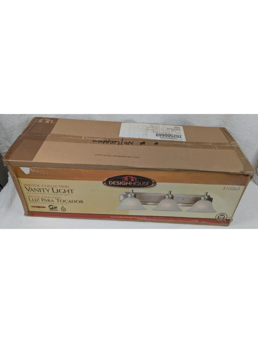 Design House - 510263 - Bristol 3 Light Vanity Light - Satin Nickel